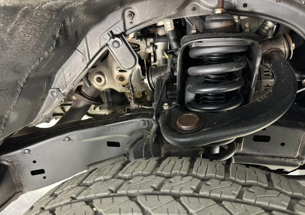 Toyota Land Cruiser cena 76500 przebieg: 332121, rok produkcji 2004 z Starachowice małe 631